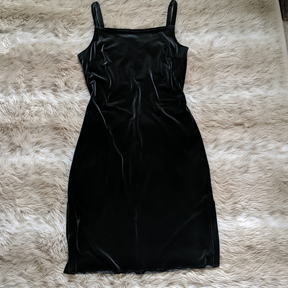 Vintage Dresses & Skirts - Vintage green velvet dress